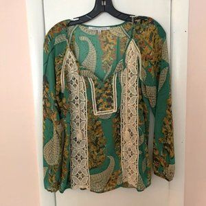 Beautiful Green Floral Chiffon top!